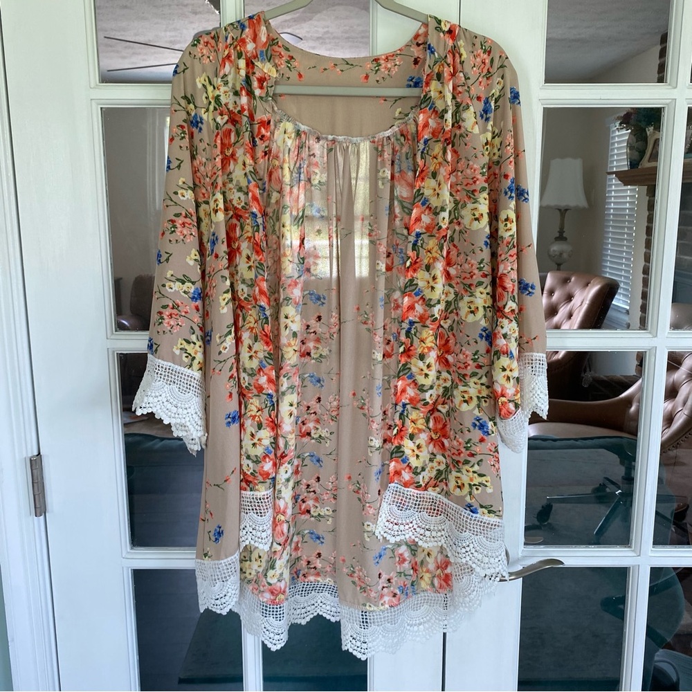 Floral Lace Lightweight Open Cardigan Beach Swim Coverup Small-Medium